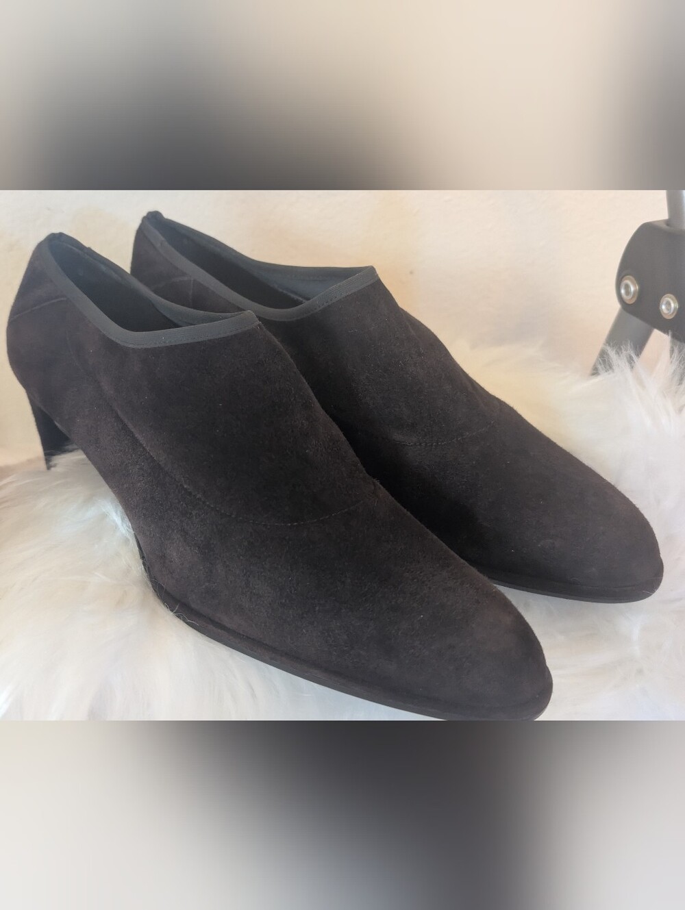 Stuart Weitzman Homestretch Dark Brown Suede Booties 9.5
